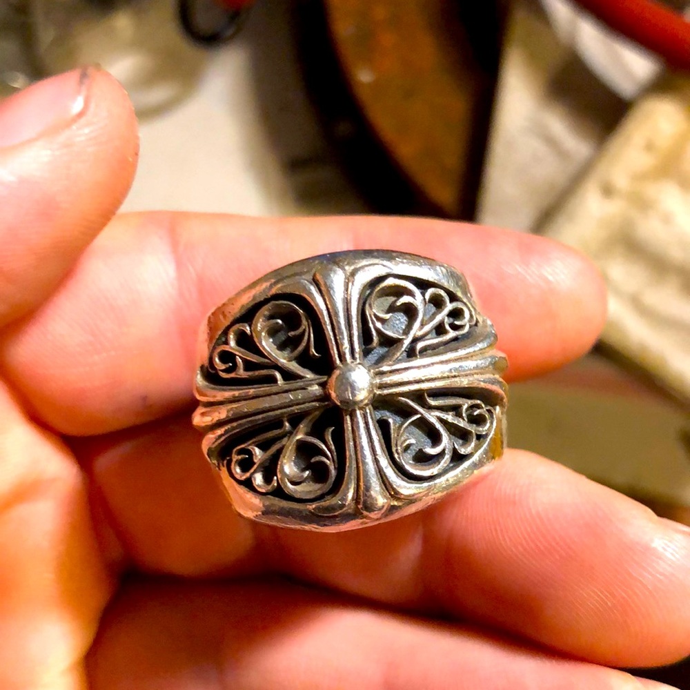 BIG CHROME HEARTS CROSS RING